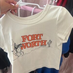 two brandy melville crop tops bundle!